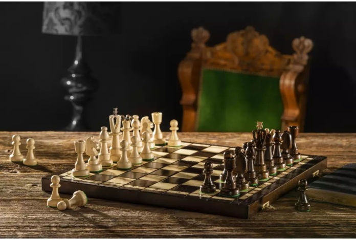 Szachownica wypalana 41x41 cm z wkładką na figury